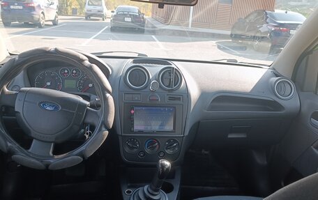 Ford Fiesta, 2008 год, 420 000 рублей, 28 фотография