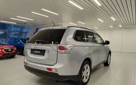 Mitsubishi Outlander III рестайлинг 3, 2012 год, 1 150 000 рублей, 2 фотография