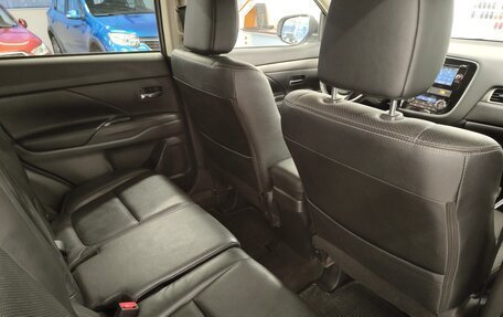 Mitsubishi Outlander III рестайлинг 3, 2012 год, 1 150 000 рублей, 11 фотография