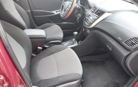 Hyundai Solaris II рестайлинг, 2013 год, 825 000 рублей, 10 фотография