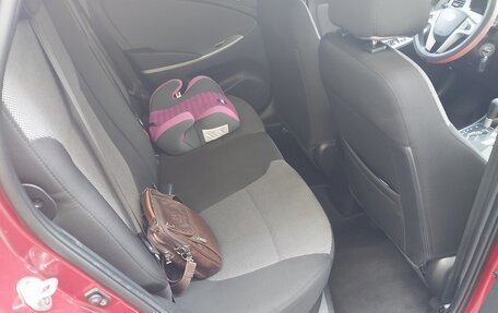 Hyundai Solaris II рестайлинг, 2013 год, 825 000 рублей, 9 фотография