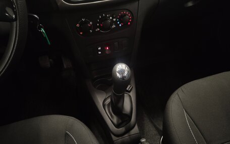 Renault Sandero II рестайлинг, 2017 год, 939 000 рублей, 9 фотография