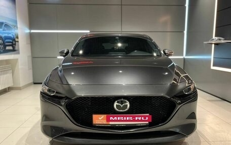 Mazda 3, 2021 год, 2 250 000 рублей, 2 фотография