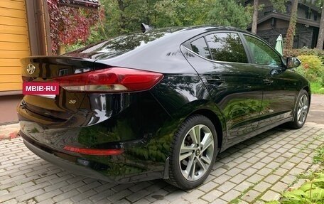 Hyundai Elantra VI рестайлинг, 2017 год, 1 250 000 рублей, 4 фотография