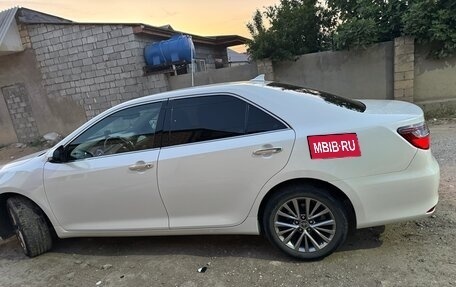 Toyota Camry, 2017 год, 2 850 000 рублей, 6 фотография