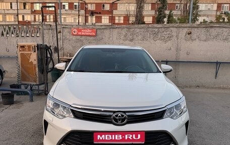 Toyota Camry, 2017 год, 2 850 000 рублей, 3 фотография
