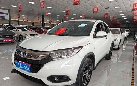 Honda Vezel, 2022 год, 1 696 000 рублей, 1 фотография