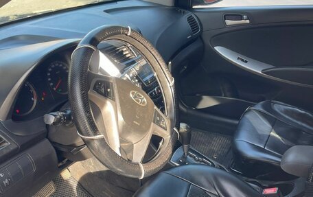 Hyundai Solaris II рестайлинг, 2015 год, 625 000 рублей, 11 фотография