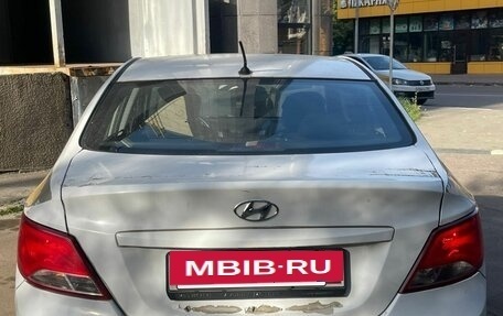 Hyundai Solaris II рестайлинг, 2015 год, 625 000 рублей, 14 фотография