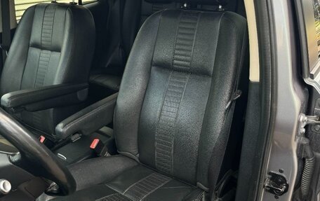 Land Rover Freelander II рестайлинг 2, 2012 год, 1 400 000 рублей, 10 фотография