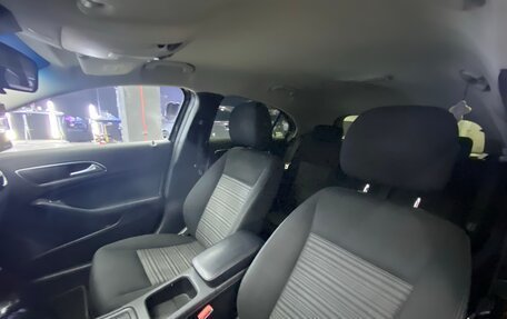 Mercedes-Benz A-Класс, 2013 год, 900 000 рублей, 11 фотография