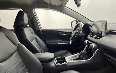 Toyota RAV4, 2020 год, 3 411 000 рублей, 12 фотография