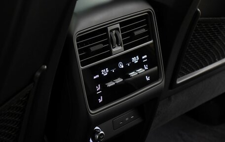 Porsche Cayenne III, 2023 год, 16 200 000 рублей, 20 фотография