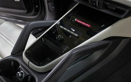 Porsche Cayenne III, 2023 год, 16 200 000 рублей, 19 фотография