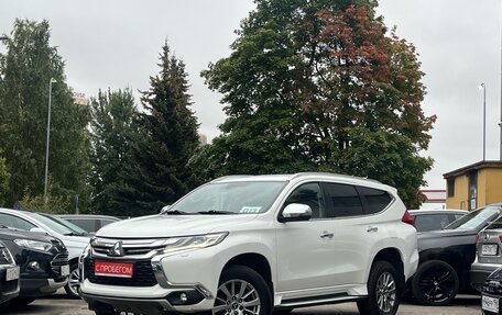 Mitsubishi Pajero Sport III рестайлинг, 2018 год, 2 599 000 рублей, 3 фотография