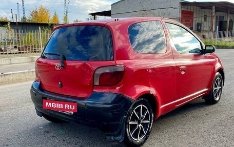 Toyota Yaris I рестайлинг, 2000 год, 340 000 рублей, 3 фотография