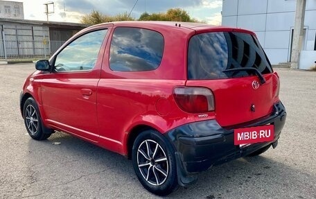 Toyota Yaris I рестайлинг, 2000 год, 340 000 рублей, 5 фотография