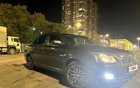 Toyota Avensis III рестайлинг, 2005 год, 950 000 рублей, 2 фотография