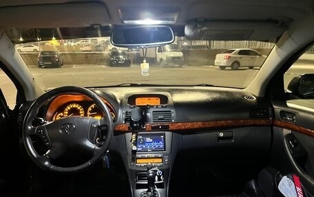 Toyota Avensis III рестайлинг, 2005 год, 950 000 рублей, 17 фотография