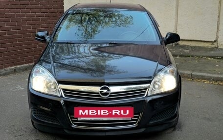 Opel Astra H, 2014 год, 945 000 рублей, 2 фотография