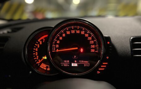 MINI Clubman, 2016 год, 2 300 000 рублей, 13 фотография