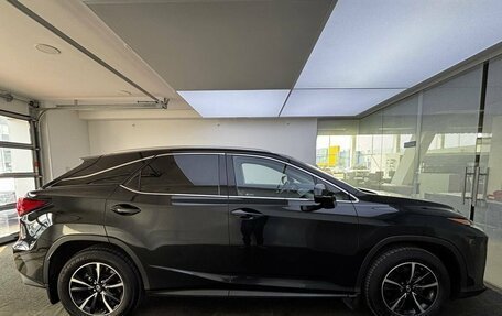 Lexus RX IV рестайлинг, 2019 год, 3 990 000 рублей, 5 фотография