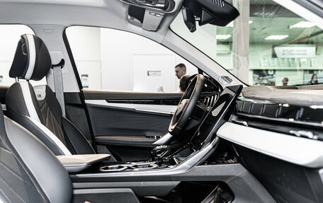 Geely Atlas, 2024 год, 4 017 190 рублей, 8 фотография