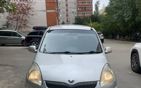 Toyota FunCargo, 2004 год, 495 000 рублей, 2 фотография