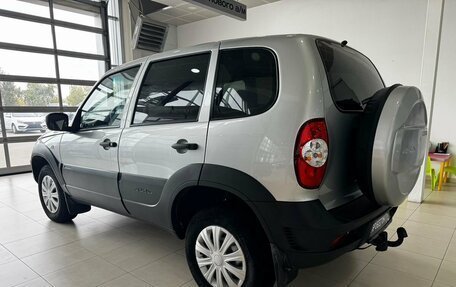 Chevrolet Niva I рестайлинг, 2019 год, 950 000 рублей, 3 фотография