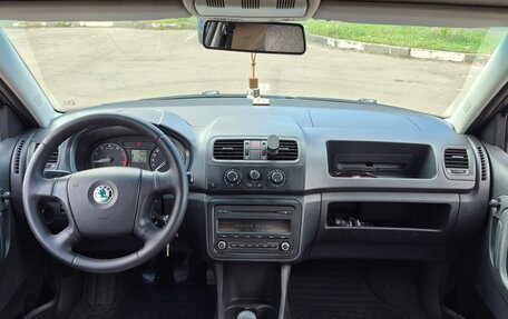 Skoda Fabia II, 2008 год, 450 000 рублей, 26 фотография