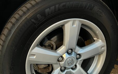 Toyota RAV4, 2006 год, 1 280 000 рублей, 8 фотография