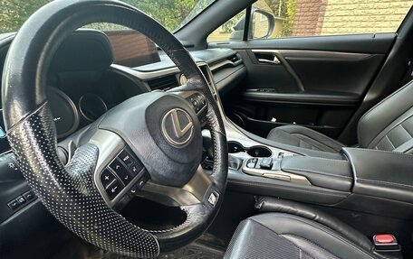 Lexus RX IV рестайлинг, 2018 год, 3 850 000 рублей, 7 фотография