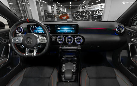 Mercedes-Benz A-Класс AMG, 2022 год, 4 200 000 рублей, 8 фотография