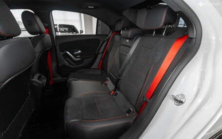 Mercedes-Benz A-Класс AMG, 2022 год, 4 200 000 рублей, 13 фотография
