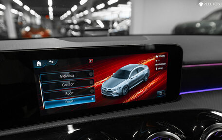 Mercedes-Benz A-Класс AMG, 2022 год, 4 200 000 рублей, 23 фотография