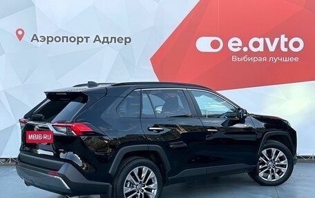Toyota RAV4, 2020 год, 3 590 000 рублей, 6 фотография