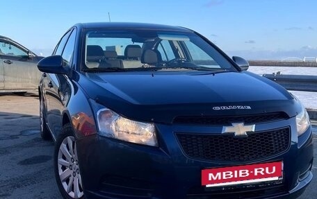 Chevrolet Cruze II, 2011 год, 850 000 рублей, 2 фотография