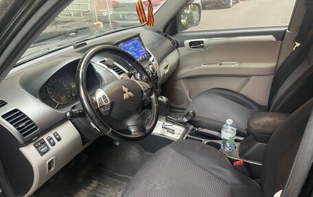 Mitsubishi Pajero Sport II рестайлинг, 2013 год, 2 000 000 рублей, 3 фотография