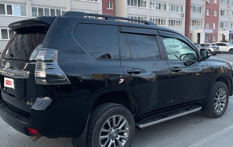 Toyota Land Cruiser Prado 150 рестайлинг 2, 2016 год, 4 150 000 рублей, 5 фотография