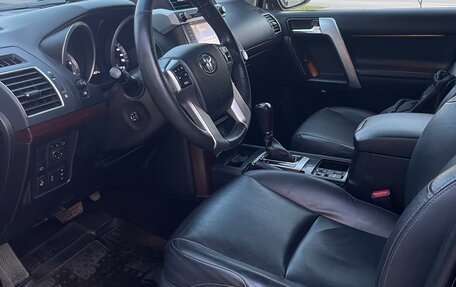 Toyota Land Cruiser Prado 150 рестайлинг 2, 2016 год, 4 150 000 рублей, 12 фотография