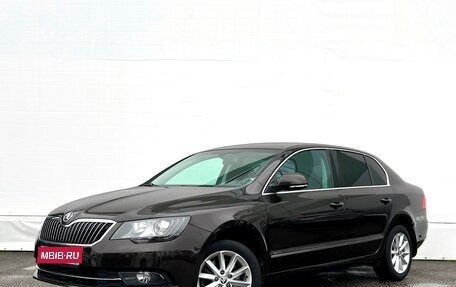Skoda Superb III рестайлинг, 2013 год, 1 057 800 рублей, 1 фотография