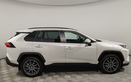 Toyota RAV4, 2021 год, 3 099 000 рублей, 4 фотография