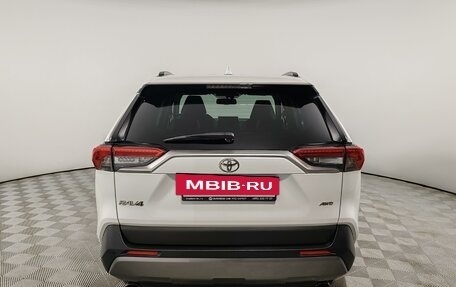 Toyota RAV4, 2021 год, 3 099 000 рублей, 6 фотография