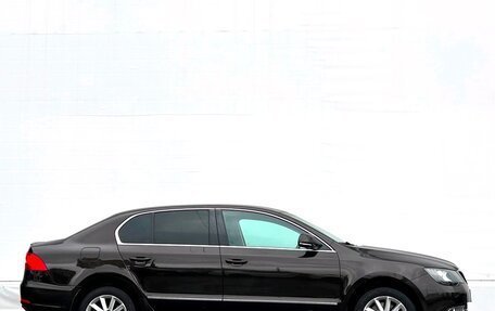 Skoda Superb III рестайлинг, 2013 год, 1 057 800 рублей, 12 фотография