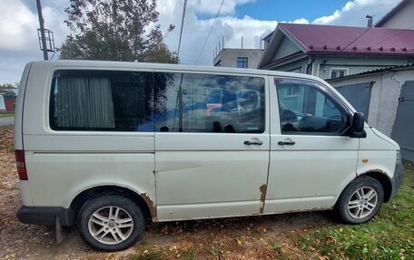 Volkswagen Transporter T5 рестайлинг, 2004 год, 750 000 рублей, 3 фотография