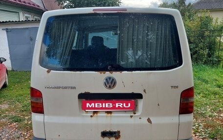 Volkswagen Transporter T5 рестайлинг, 2004 год, 750 000 рублей, 4 фотография
