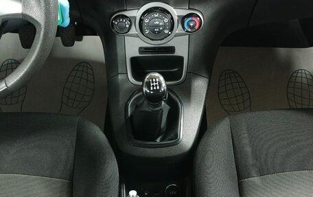 Ford Fiesta, 2016 год, 599 000 рублей, 16 фотография