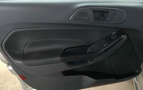 Ford Fiesta, 2016 год, 599 000 рублей, 17 фотография