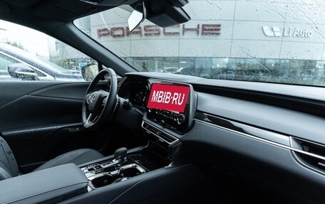 Lexus RX IV рестайлинг, 2025 год, 8 100 000 рублей, 10 фотография