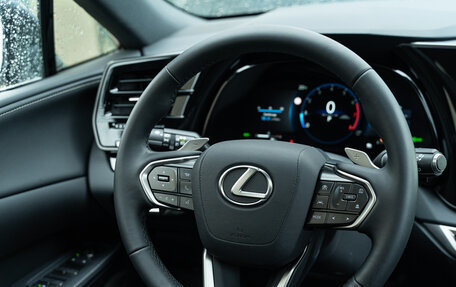 Lexus RX IV рестайлинг, 2025 год, 8 100 000 рублей, 34 фотография